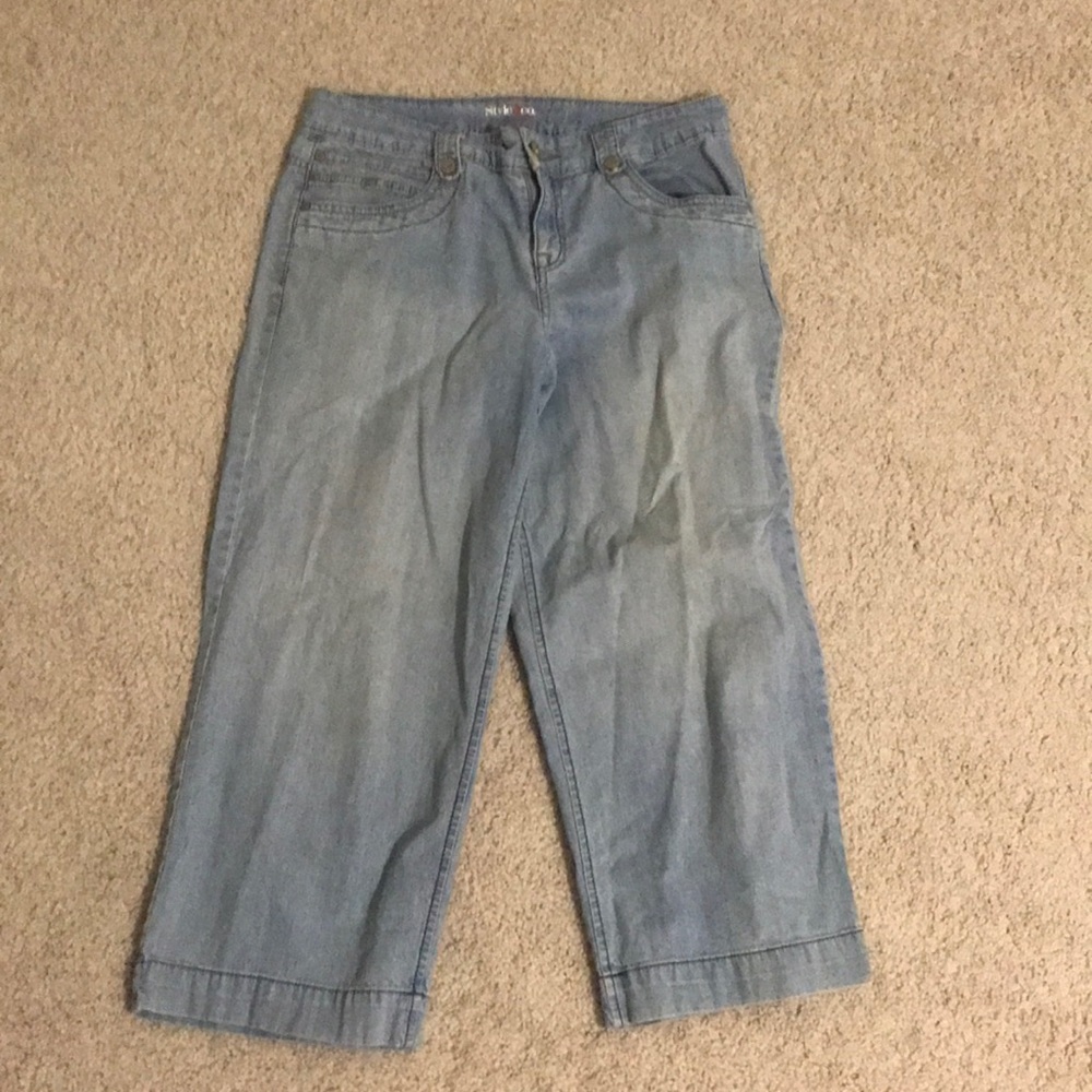 Jean Capris $15